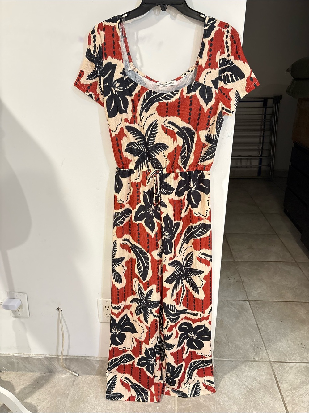 Tropical Short-Sleeve Jumpsuit in Red & Black